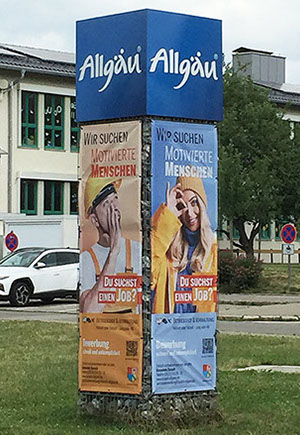 Beispiele Flyer Folder Plakat Karte Banner Logo